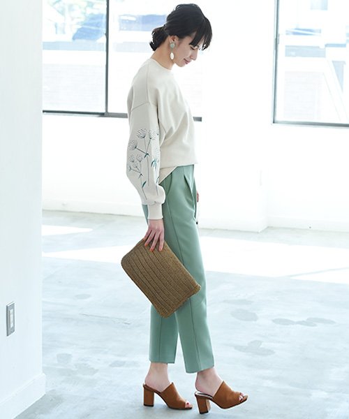 marjour(マージュール)/【VERY4月号掲載】TAPERED　PANTS/img04
