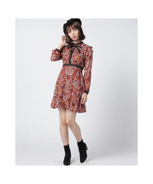 セール 40 Off ボウタイ付き花柄ワンピース ローズバッド Rose Bud Magaseek