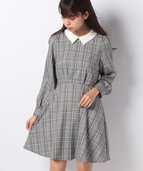 セール 70 Off 衿付きチェック柄フレアワンピース イング Ingni Magaseek セール 70 Off 衿付きチェック柄フレアワンピース イング Ingni Magaseek