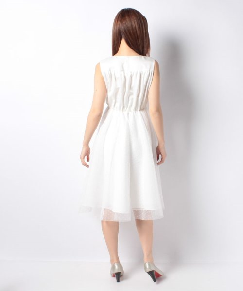 form forma(フォルムフォルマ)/【結婚式・ウェディングドレス】kaene/Vネックチュールドットウェディングドレス/img12