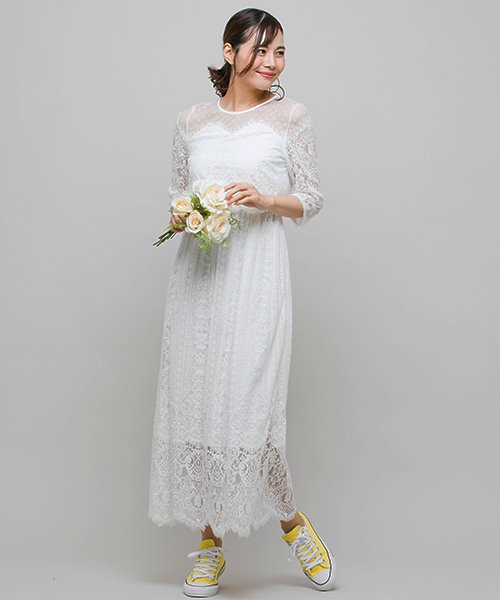 form forma(フォルムフォルマ)/【結婚式・ウェディングドレス】troisieme　chaco/レース×ドットチュール　袖付きロングウェディングドレス/img01