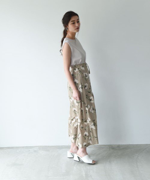 marjour(マージュール)/FLORAL　PANTS/img01