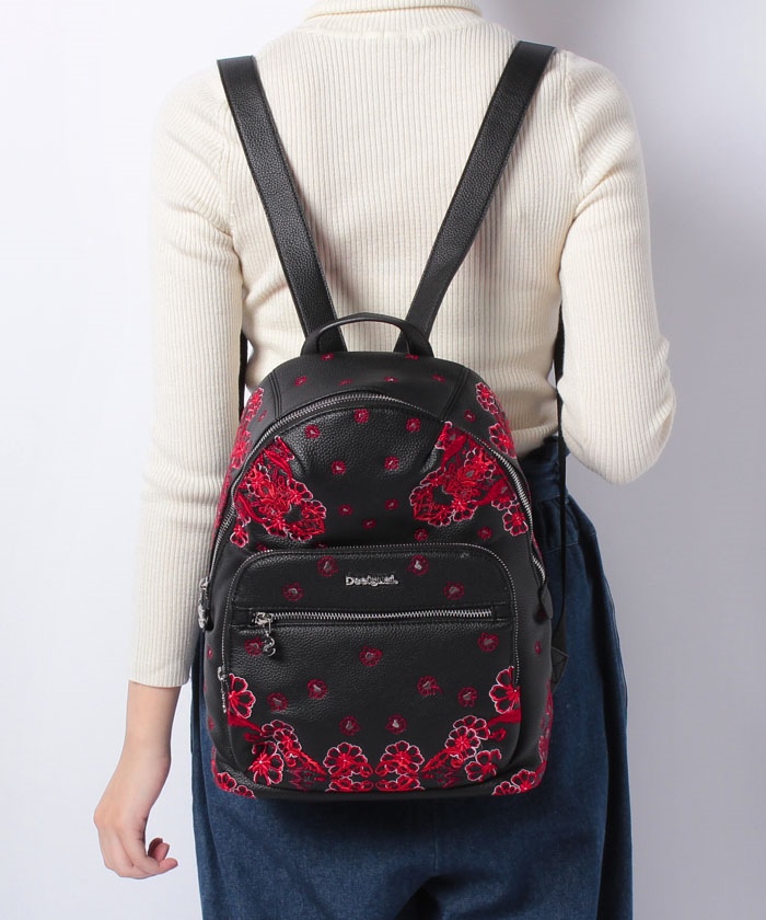 人気提案 desigualデシグアル リュック 美品 imgs.ca