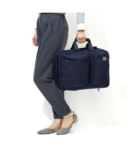 日本正規品 C6 ビジネスリュック シーシックス Durable Nylon Cern Workbag 3way ブリーフケース ショルダー Pc収納 A4 501302084 シーシックス C6 Magaseek