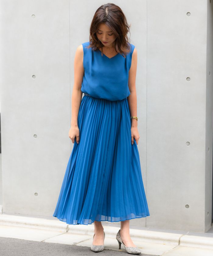 クリアランスセール バックパール付き Tonal Classyコラボ プリーツ ロングワンピース 絶妙