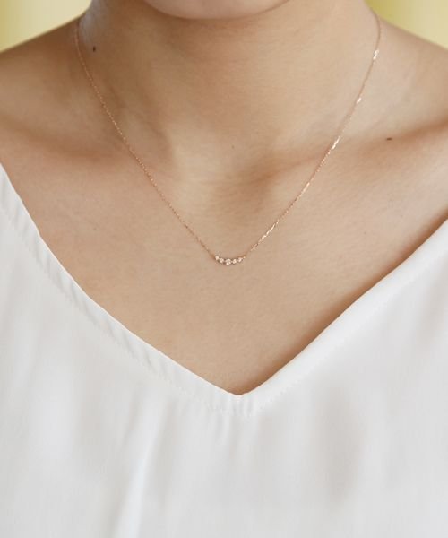 K10ピンクゴールドネックレス メーカー品番をお申し付け下さい アフターサービスに関しましては 全国の4℃ジュエリーショップにてお承り可能です ご利用の際には 必ずマガシーク発行のご購入明細書と取扱い説明書 保証書 をお持ち下さい お品物やお客様のご使用状況により 一部お承りできないアフターサービスもございます あらかじめご了承ください