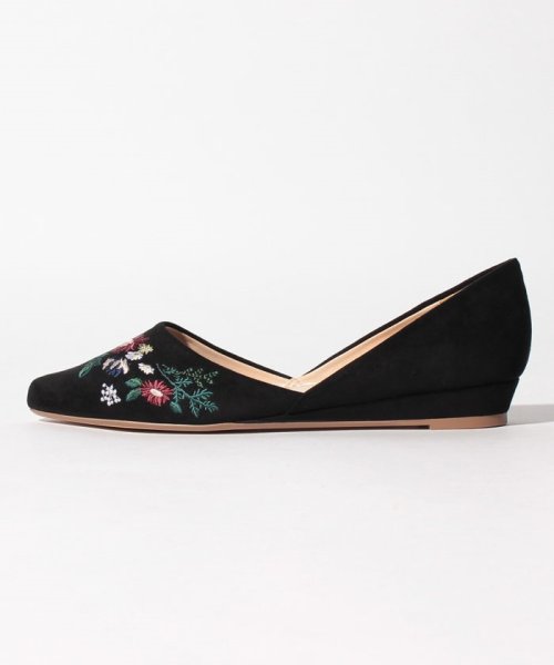 B.C STOCK　OUTLET(ベーセーストックアウトレット)/EMBROIDERY POINTED FLAT SHOES/img01