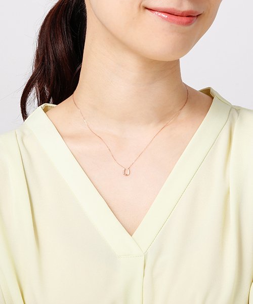 K10ピンクゴールドネックレス *店舗にてお問い合わせの際は メーカー品番をお申し付け下さい アフターサービスに関しましては ご利用の際には 必ずマガシーク発行のご購入明細書と取扱い説明書 保証書 をお持ち下さい お品物やお客様のご使用状況により 一部お承りできないアフターサービスもございます あらかじめご了承ください