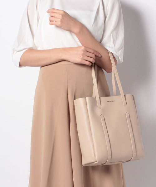 BALENCIAGA(バレンシアガ)/【BALENCIAGA】トートバッグ/EVERYDAY TOTE XS AJ【BEIGE TAPIOCA/NOIR】/img06