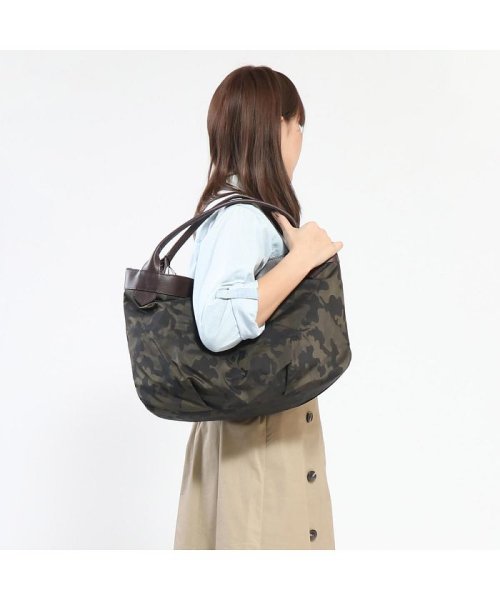 レガロ トートバッグ Regalo ハンドバッグ ディマンシェ トート カモフラージュ レオパード Re 30 レガロ Regalo Magaseek