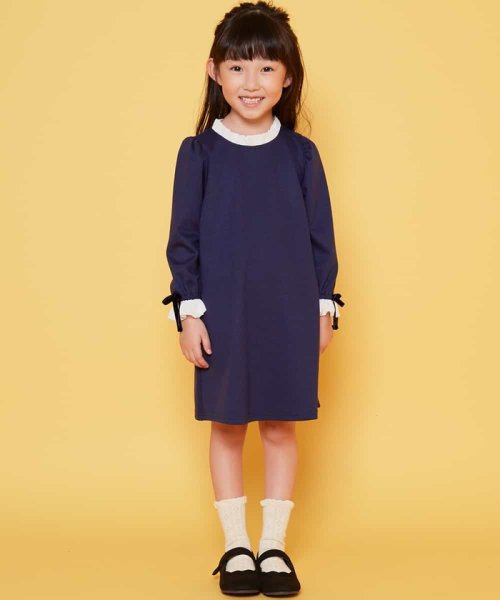 a.v.v(KID'S)(アー・ヴェ・ヴェキッズ)/[100－130]フリルネックＡラインワンピース[WEB限定サイズ]/img01