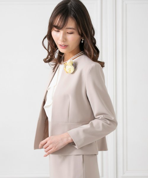 ノーカラージャケット フリルワンピース セットアップスーツ フォルムフォルマ Form Forma Magaseek