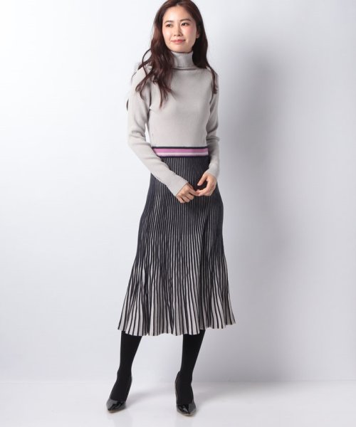 セール バイカラープリーツワンピース ランバンオンブルー Lanvin En Bleu Magaseek セール バイカラープリーツワンピース ランバンオンブルー Lanvin En Bleu Magaseek