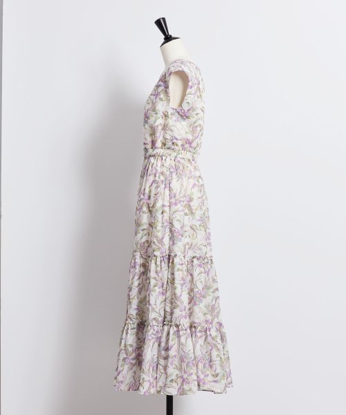 セール ボタニカルリーフ柄ワンピース ノエラ Noela Magaseek