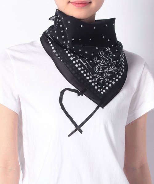 Kd40 Handkerchief Bandana バンダナ柄ハンカチ アニエスベー ファム Agnes B Femme Magaseek Kd40 Handkerchief Bandana バンダナ柄ハンカチ アニエスベー ファム Agnes B Femme Magaseek