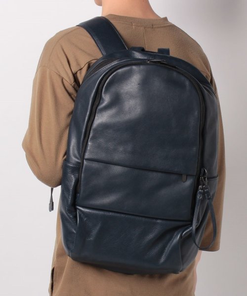 PATRICK STEPHAN(パトリックステファン)/Leather backpack ’round double F’/img06