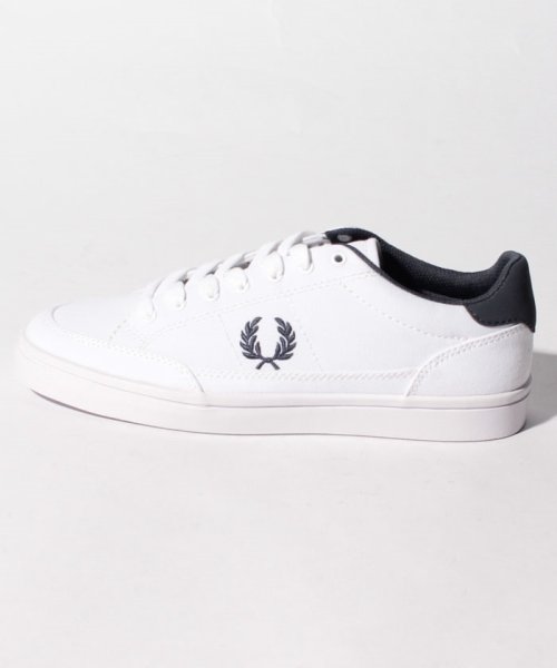 FRED PERRY(フレッドペリー)/【FRED PERRY】FRED PERRY DEUCE CANVAS B4101 WHITE/img01