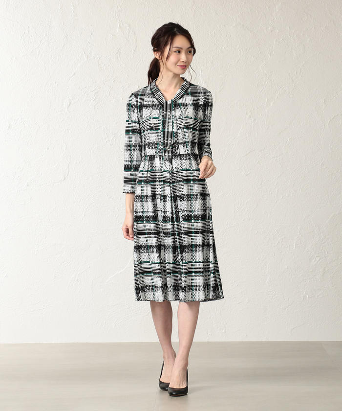 Uv対策 吸水速乾 エアファイン幾何プリントワンピース 22q Org