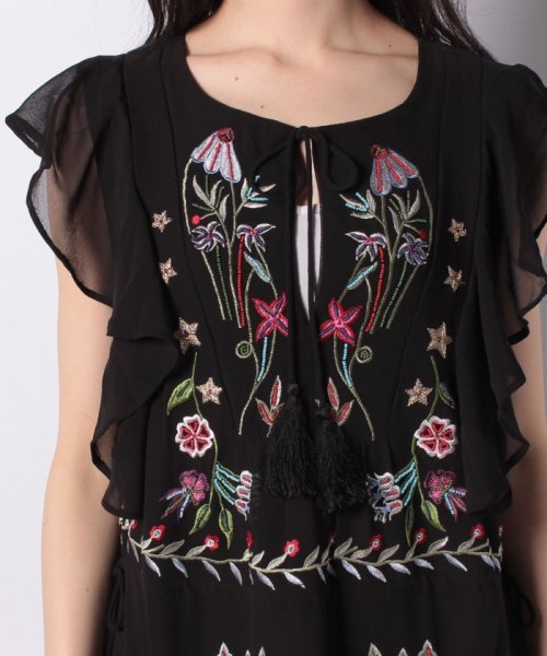セール ロングワンピース デシグアル Desigual Magaseek