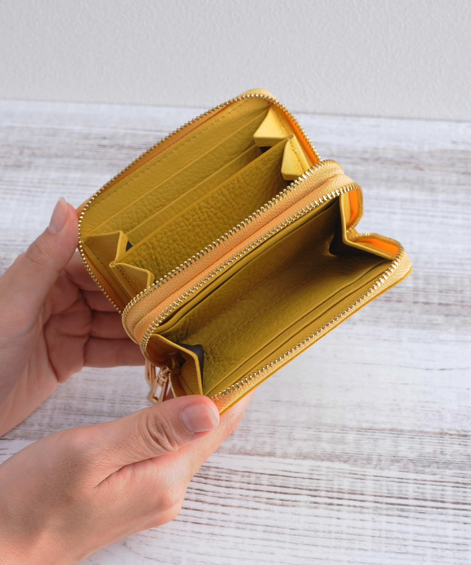 [mieno] クロコダイルレザーゴールドミニ財布