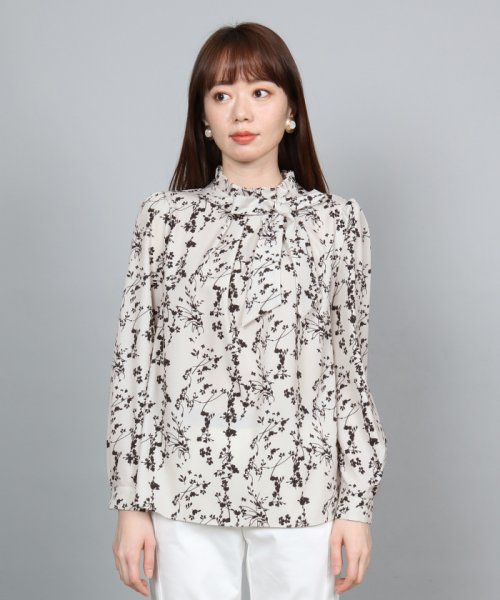 Petit Poudre プチ プードル モノトーンフラワーブラウス スコットクラブ Scotclub Magaseek