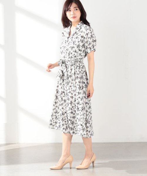 セール 66 Off サッシュ付開襟単色花柄 ワンピース イング Ingni Magaseek セール 66 Off サッシュ付開襟単色花柄 ワンピース イング Ingni Magaseek