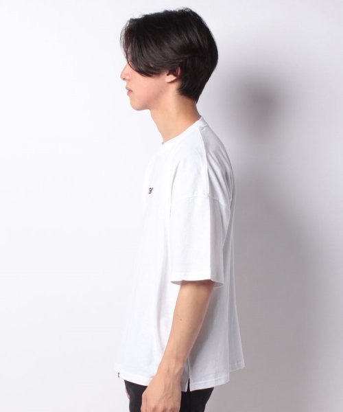 MARUKAWA(マルカワ)/【PLAYBOY】プレイボーイ ビッグシルエット ロゴ刺繍 半袖Tシャツ/img01