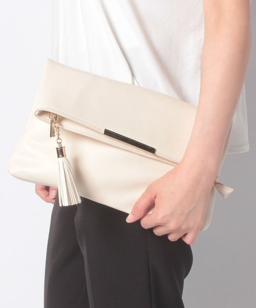 セール タッセル付きクラッチバッグ エイミーパール バイ パウダーシュガー Eimy Peal By Powder Sugar Magaseek