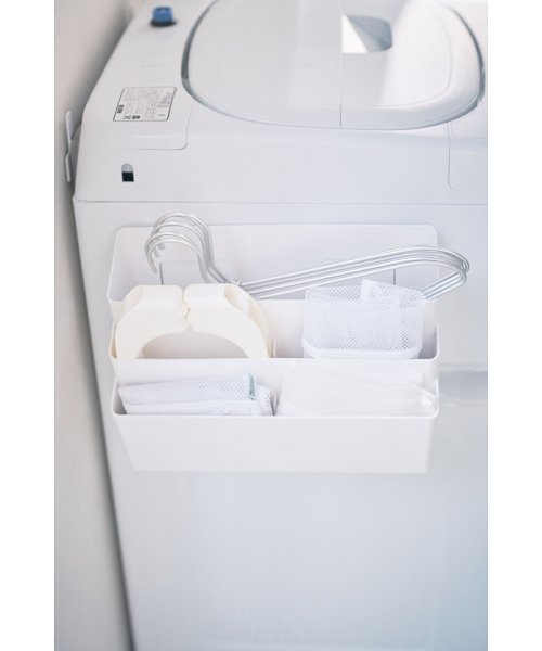 YAMAZAKI(ヤマザキ)/洗濯機横マグネット収納ポケット 3段  プレート ホワイト/img04