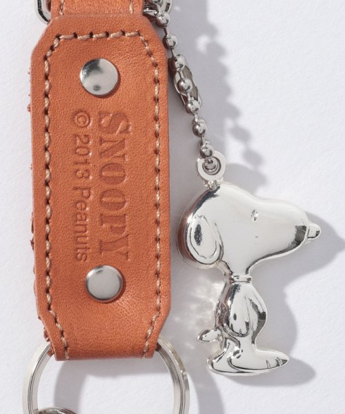 Peanuts スヌーピー 革製 キーホルダー 502356307 スヌーピー Snoopy Leather Collection Magaseek