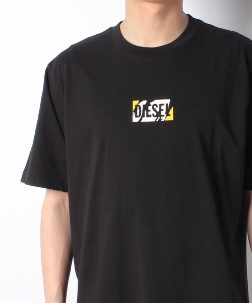 DIESEL(ディーゼル)/DIESEL(apparel) 00SDMQ 0EADQ 900 T－SHIRTS/img03