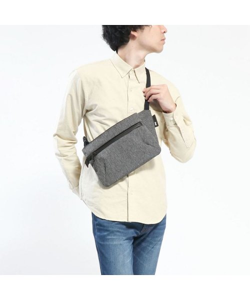 Aer(エアー)/エアー ショルダーバッグ Aer サコッシュ バッグ Sling Pouch スリングポーチ 斜めがけ ミニショルダー Travel Collection/img05