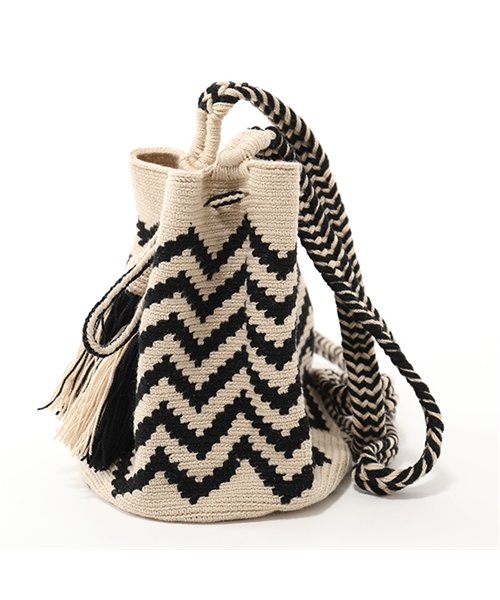 GUANABANA(グアナバナ)/Guanabana Handmade グアナバナ Wayuu bag MEDIUM ワユーバッグ 巾着 ショルダーバッグ ポシェット 幾何学柄 エスニック/img03