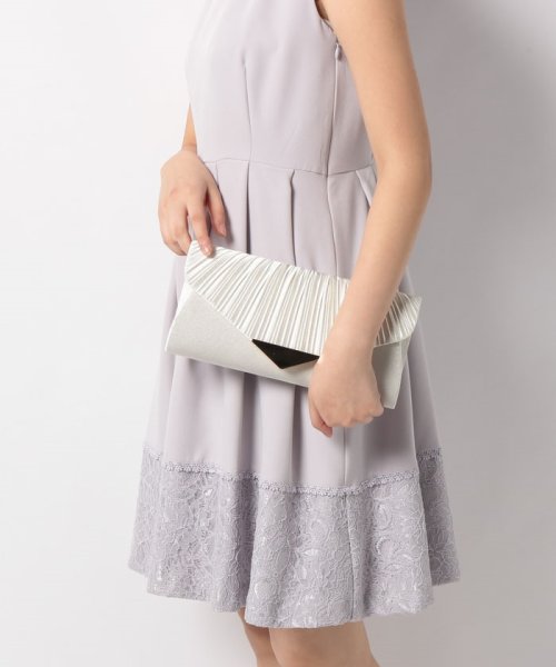 セール 結婚式二次会トライアングル金具 サテンプリーツクラッチバッグパーティーバッグ スタイルブロック レディース Styleblock Magaseek