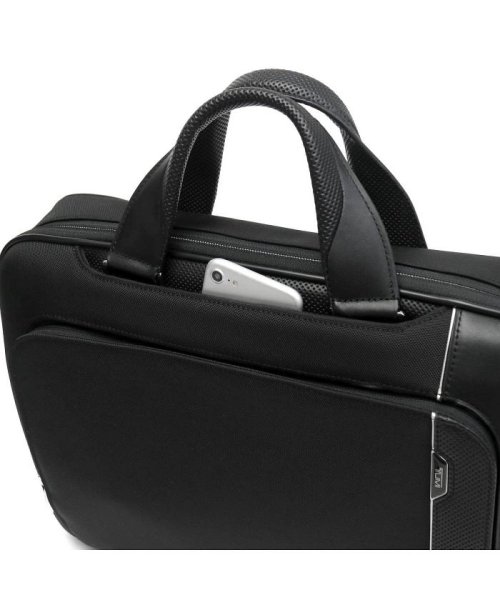 【日本正規品】トゥミ ビジネスバッグ TUMI サドラー ブリーフ アライブ ARRIVE Sadler Brief 25503002 ×1 ジップポケット ポケット