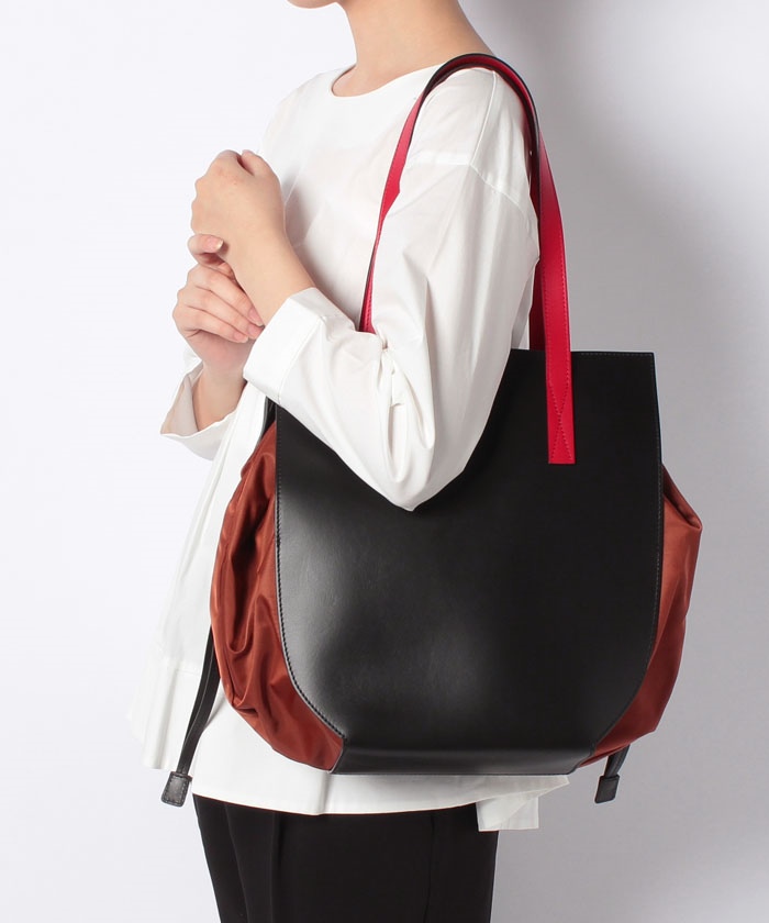 【MARNI】トートバッグ/GUSSET【BLACK+RUST+HOT RED】