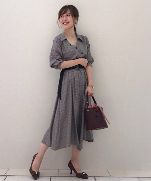 セール 70 Off アシンメトリーデザインワンピース トランテアン ソン ドゥ モード 31 Sons De Mode Magaseek