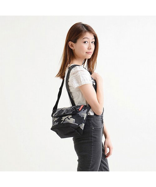 Neoprene Casual Messenger Bag(502513617) | マンハッタンポーテージ