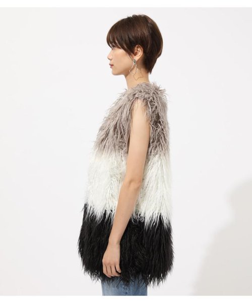 AZUL by moussy(アズールバイマウジー)/MIX ECO FUR VEST/img04