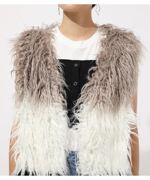 AZUL by moussy(アズールバイマウジー)/MIX ECO FUR VEST/img06