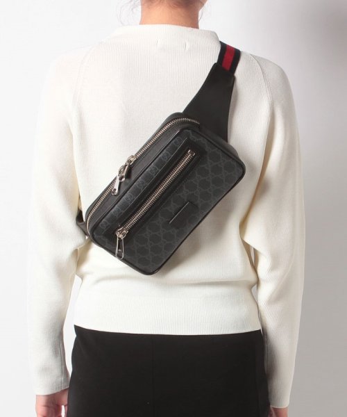 Gucci ボディバッグ