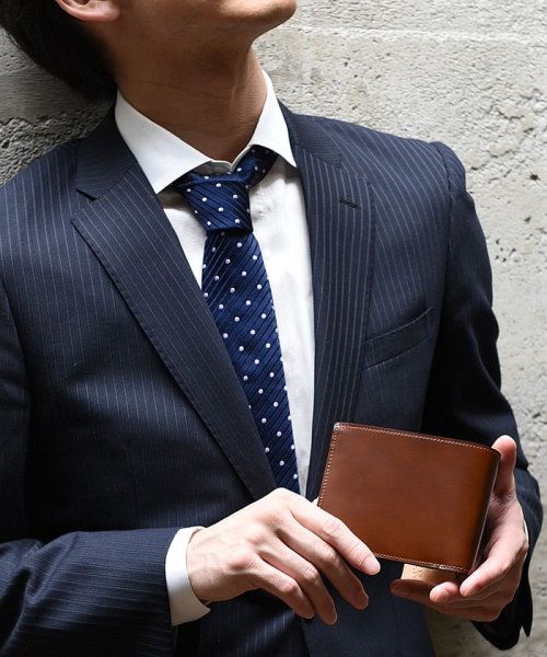 コードバン二つ折り財布 