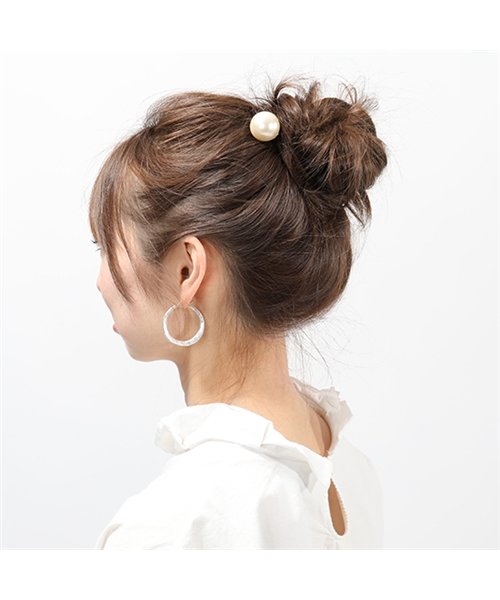セール 25 Off Pearl Screw Li5845 パール スパイラル スクリューピン M 髪留め ヘアーアクセサリー カラーcreampearl Gold フランスラックス France Luxe Magaseek