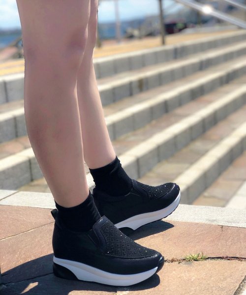 セール 55 Off キラキラ厚底スニーカー シュガーシュガー Sugar Sugar Magaseek