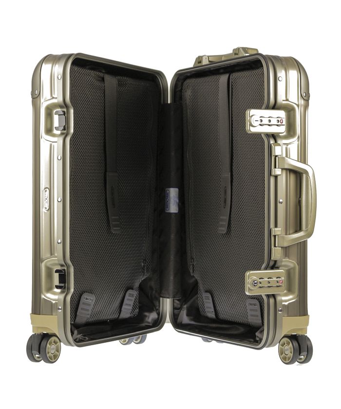 rimowa topas titanium cabin multiwheel
