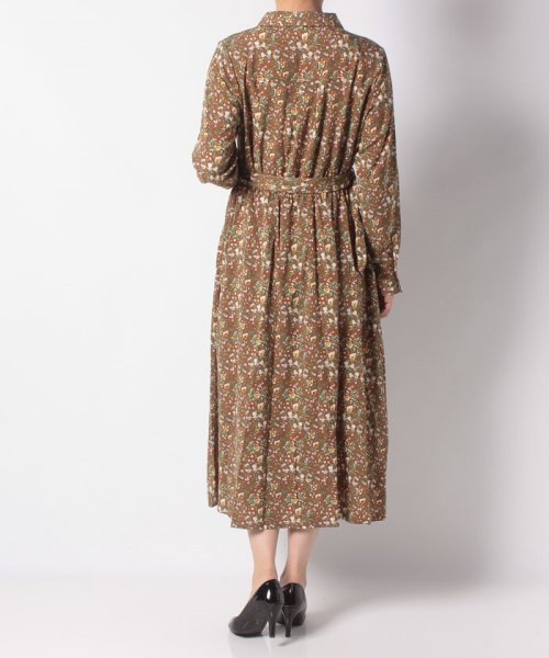 セール 74 Off 花柄スキッパーワンピース グリーンパークス Green Parks Magaseek