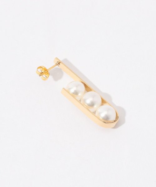 【別注】januka×TOMORROWLAND 3シェルパールピアス 