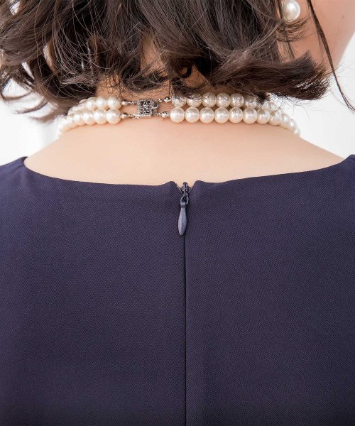 DRESS+(ドレス プラス)/ケープスリーブと半袖のアシンメトリー袖結婚式ワンピース/img26