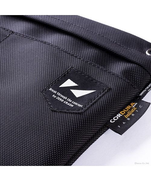 Zero Crash ゼロクラッシュ サコッシュ ショルダーバッグ メンズ ユニセックス 斜め掛け 撥水 薄い 軽い ミニバッグ シンプル 人気 ブランド コー ゼロクラッシュ Zero Crash Magaseek