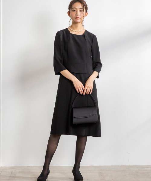 セール】喪服/礼服/ブラックフォーマル/ノーカラージャケット＆フレア  